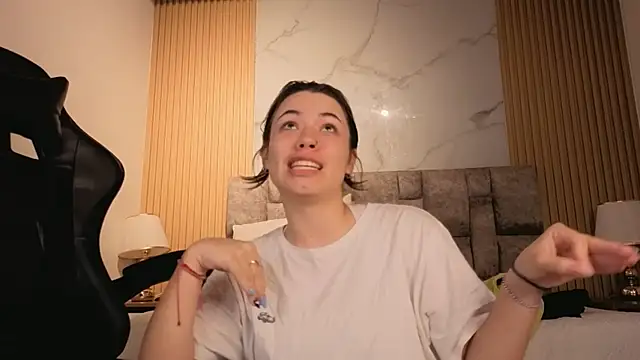 Živý XXX chat alkivamoon