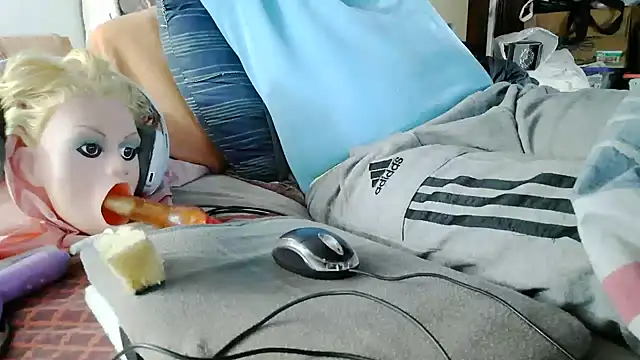XXX chat uživo modela messi_syssy