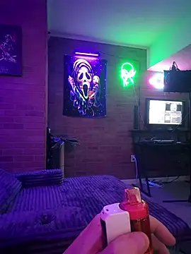 chronic_vibez XXX чат на живо