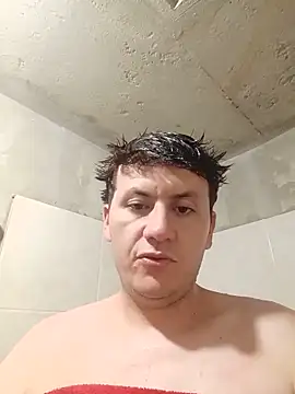 Maduro-Mariquita's Live XXX Chat