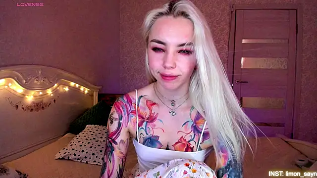 LillyMoure_ – Naživo XXX chat