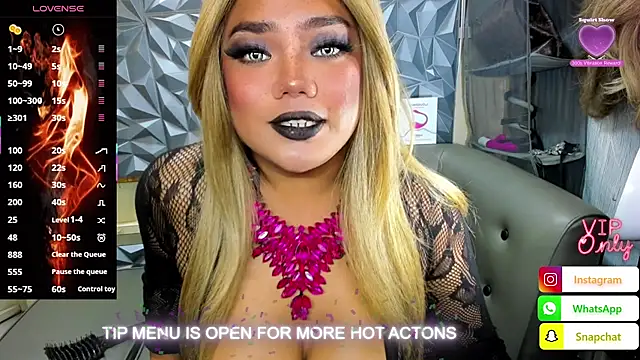AlwaysHornyMia Webcam-Show