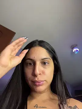 Pokazy przed kamerką – charlotte_stevenss_