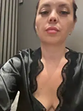 Kate_Joy Adlı Modelin Canlı XXX Sohbeti