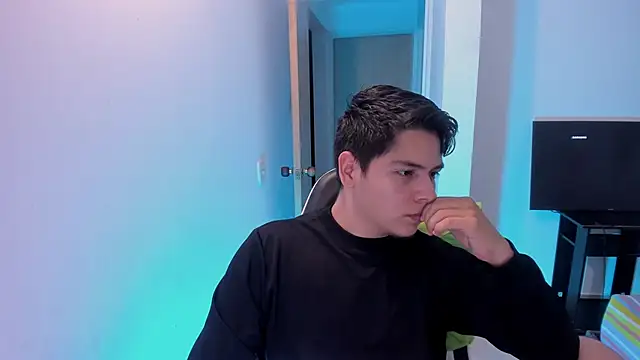 Chat +18 de Asta_YunoXXX ao vivo
