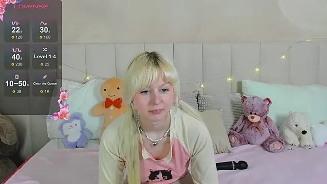 AdeleSilvyのライブXXXチャット
