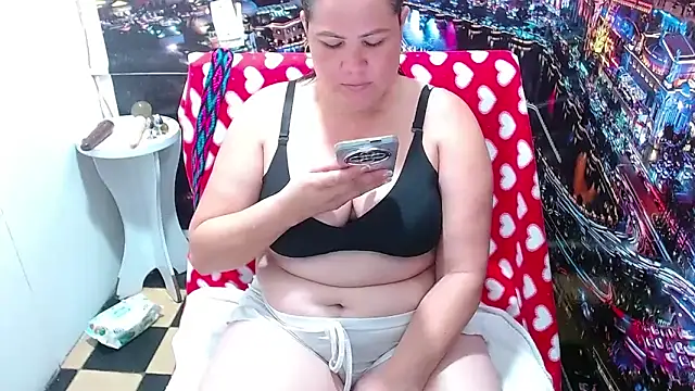 Онлайн чат XXX tila_nastyy