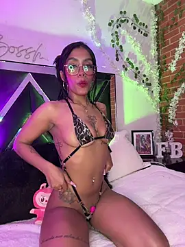 Czat XXX na żywo – FiorellaBossh_