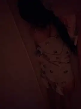 ikirkira Chat XXX in diretta