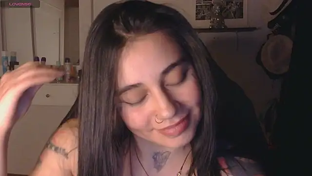val_bardot's Live XXX Chat