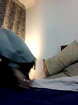 Chatroom XXX en direct de Pacobakan042