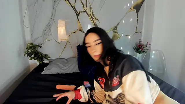 SweettPoison_ Show in webcam