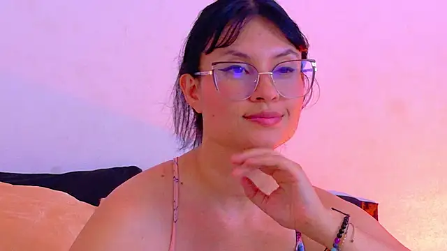 Chat +18 de keelly_richaardson1 ao vivo