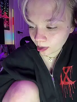 XXX chat uživo modela Cutiepiespanks