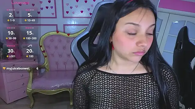 XXX chat uživo modela lia_harper_t