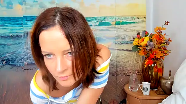 ViciousSiren Adlı Modelin Canlı XXX Sohbeti