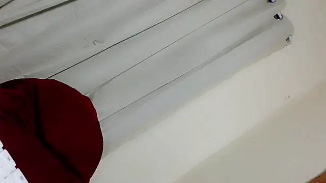 SweetcockAsian élő XXX-chatje