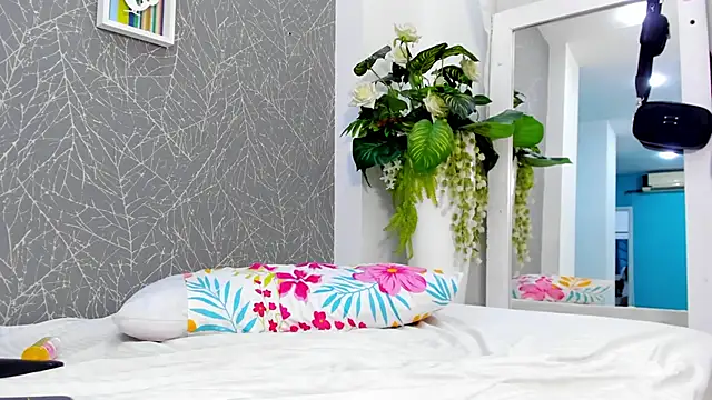 Živý XXX chat ViictoriiaSaenz