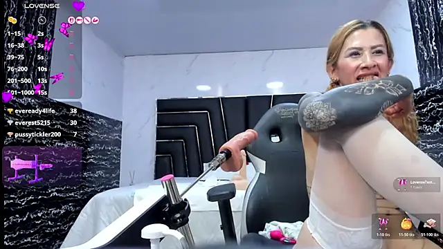 Ladyy_Scarlett Live XXX-Chat