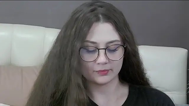 KellieMartin live XXX chat
