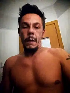 Santanacumxplodn Webbikameraesitys