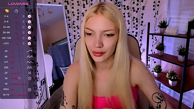 AnyaTaylor_'s Live XXX Chat