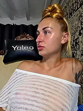 kylie_blck élő XXX-chatje