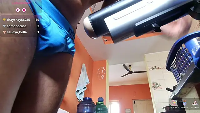 XXX chat uživo modela Gre3k_god