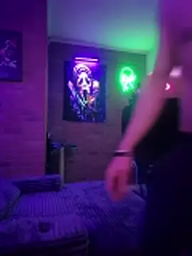 chronic_vibez élő XXX-chatje