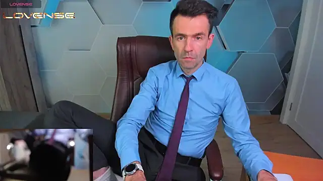 Czat XXX na żywo – SteveTiger