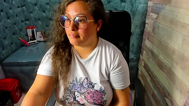 Chat XXX ao vivo de Sarah_Boobs_
