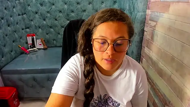 Sarah_Boobs_ Live XXX-chat