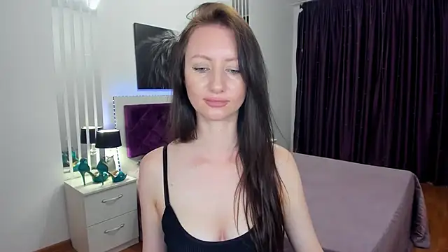 צ'אט XXX בשידור חי של NikaHoney