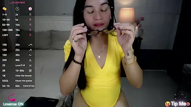 AsianSweetHeartxX: вебкам-шоу