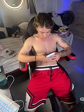 AngelLatinBoy ওয়েবক্যাম শো