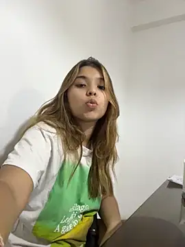 baddieasiantv 现场XXX聊天