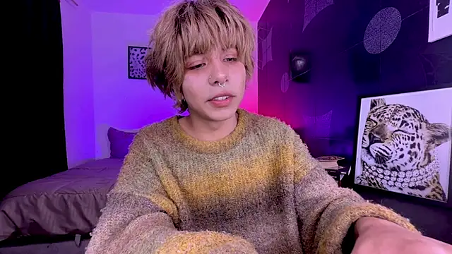 Aronn_44 – Naživo XXX chat