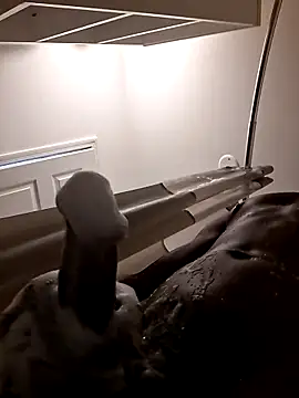 Romeo2235 webcam show