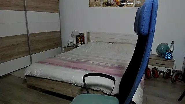 Chat XXX en directo de RobbyShawz
