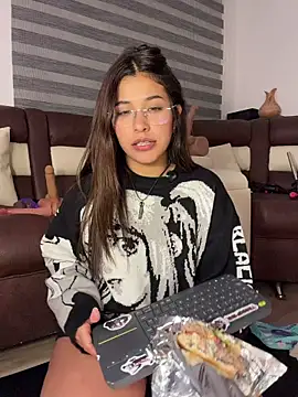 Онлайн чат XXX crystal_bunny7