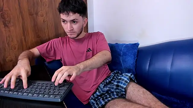 kavencastro élő XXX-chatje