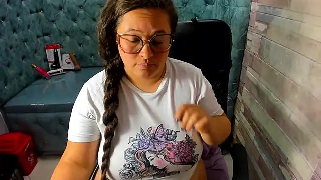 Sarah_Boobs_: απευθείας συνομιλία ΧΧΧ