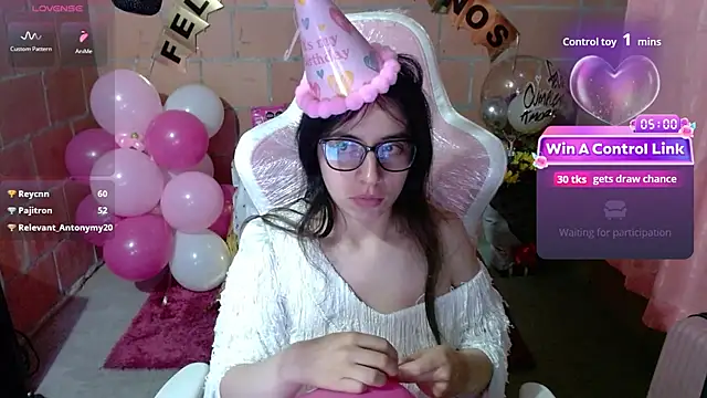 Chat +18 de Maggie_Fox3 ao vivo