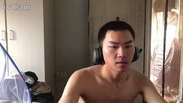 dyjdddttj 现场XXX聊天