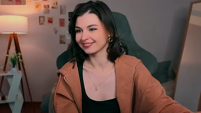 rebbekkakowalski Chat XXX in diretta