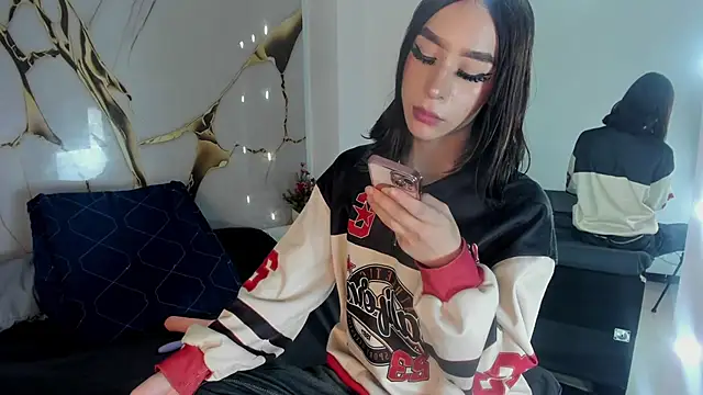Show modela SweettPoison_ na web-kameri