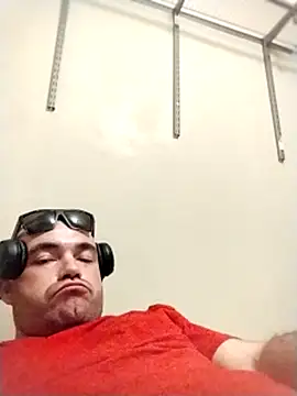 mrmav6969 Show in webcam