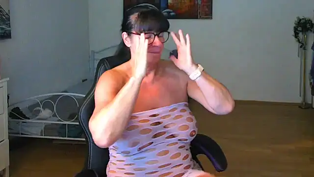 Show modela Sylly na web-kameri
