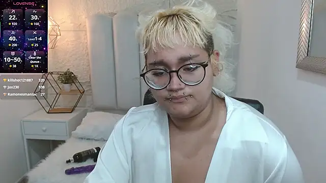 Онлайн чат XXX Echypyon_