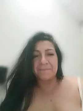 Katysaez: απευθείας συνομιλία ΧΧΧ